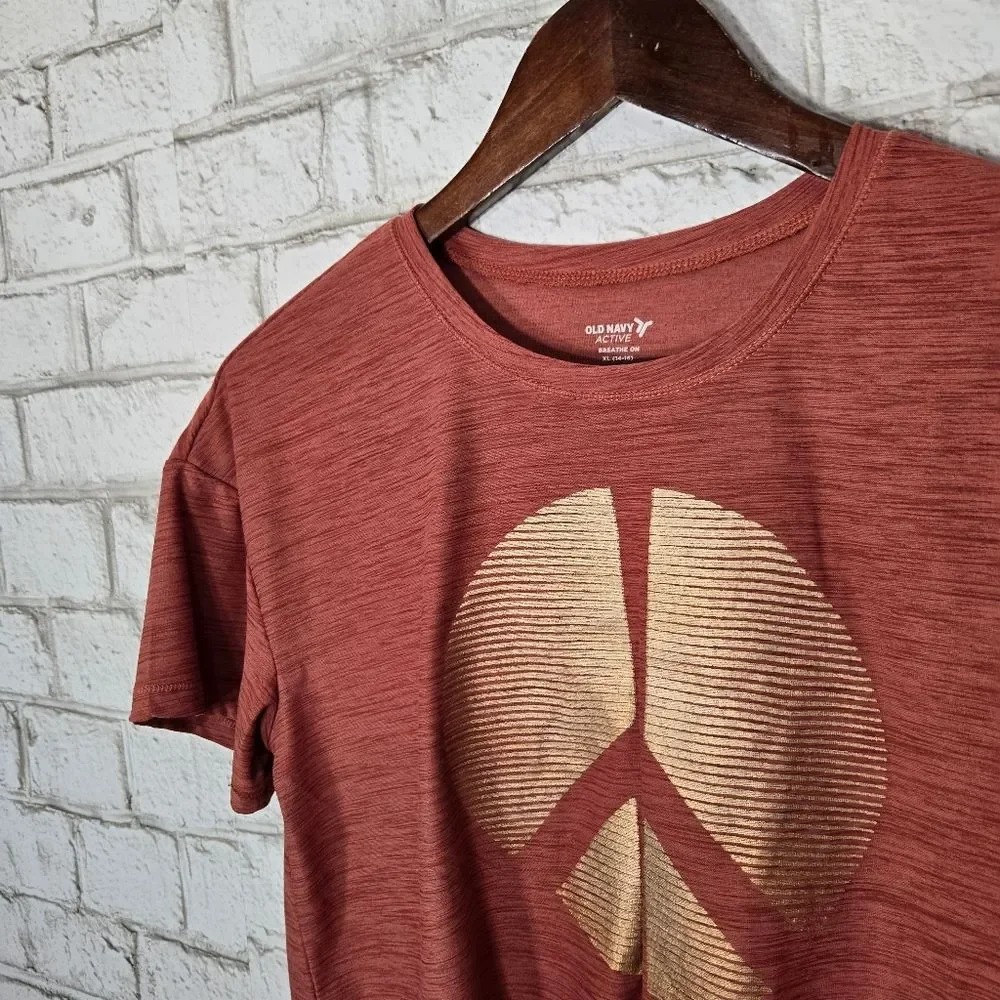 NWT Old Navy Active peace sign tee